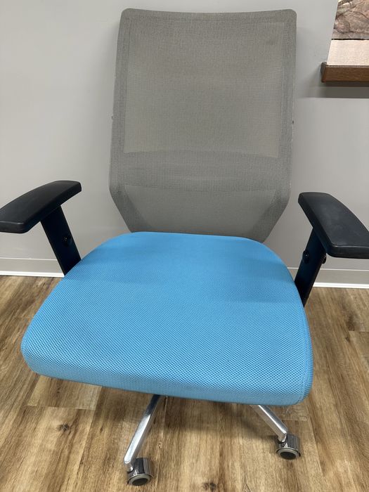 Кресло для офиса
