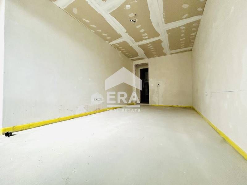 Продава се Четиристаен апартамент в София, Хладилника - 179 кв.м за 3605 €/кв.м - Снимка #6