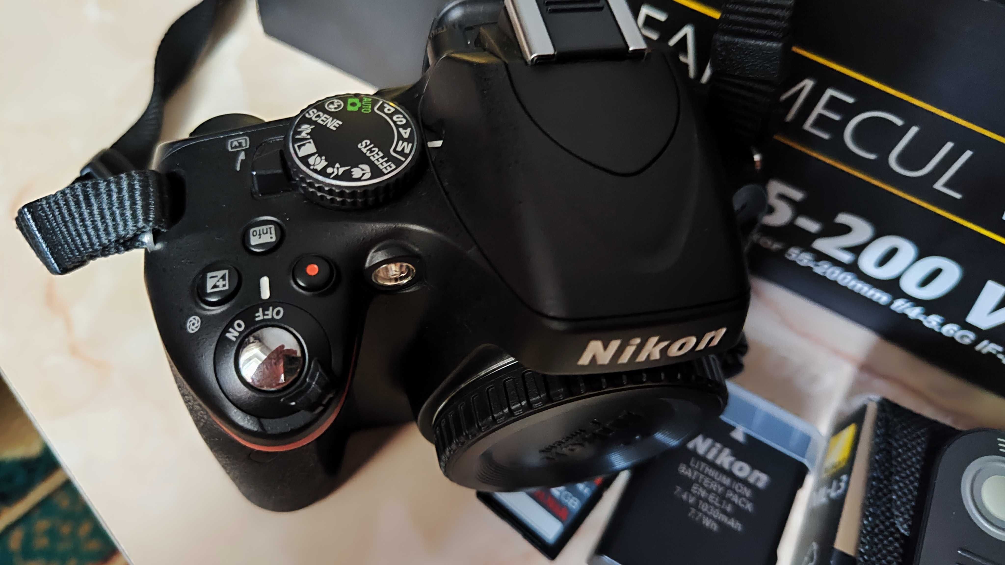 Nikon D5100 body + accesorii