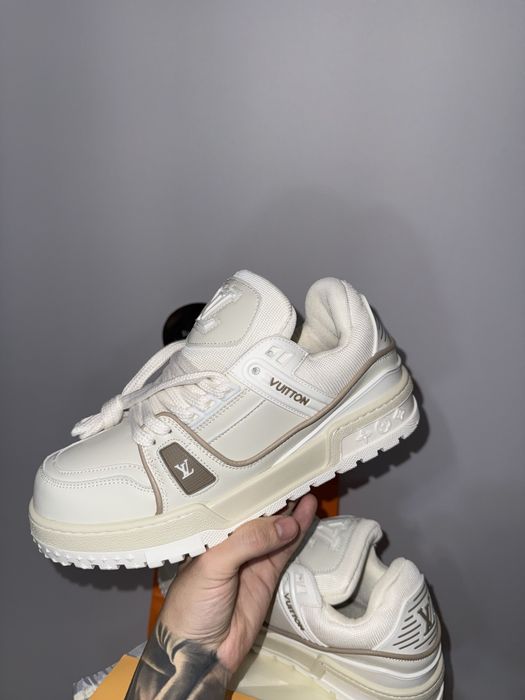 Adidasi Louid Vuitton marimea 43 Premium (versace,balmain,balenciaga)