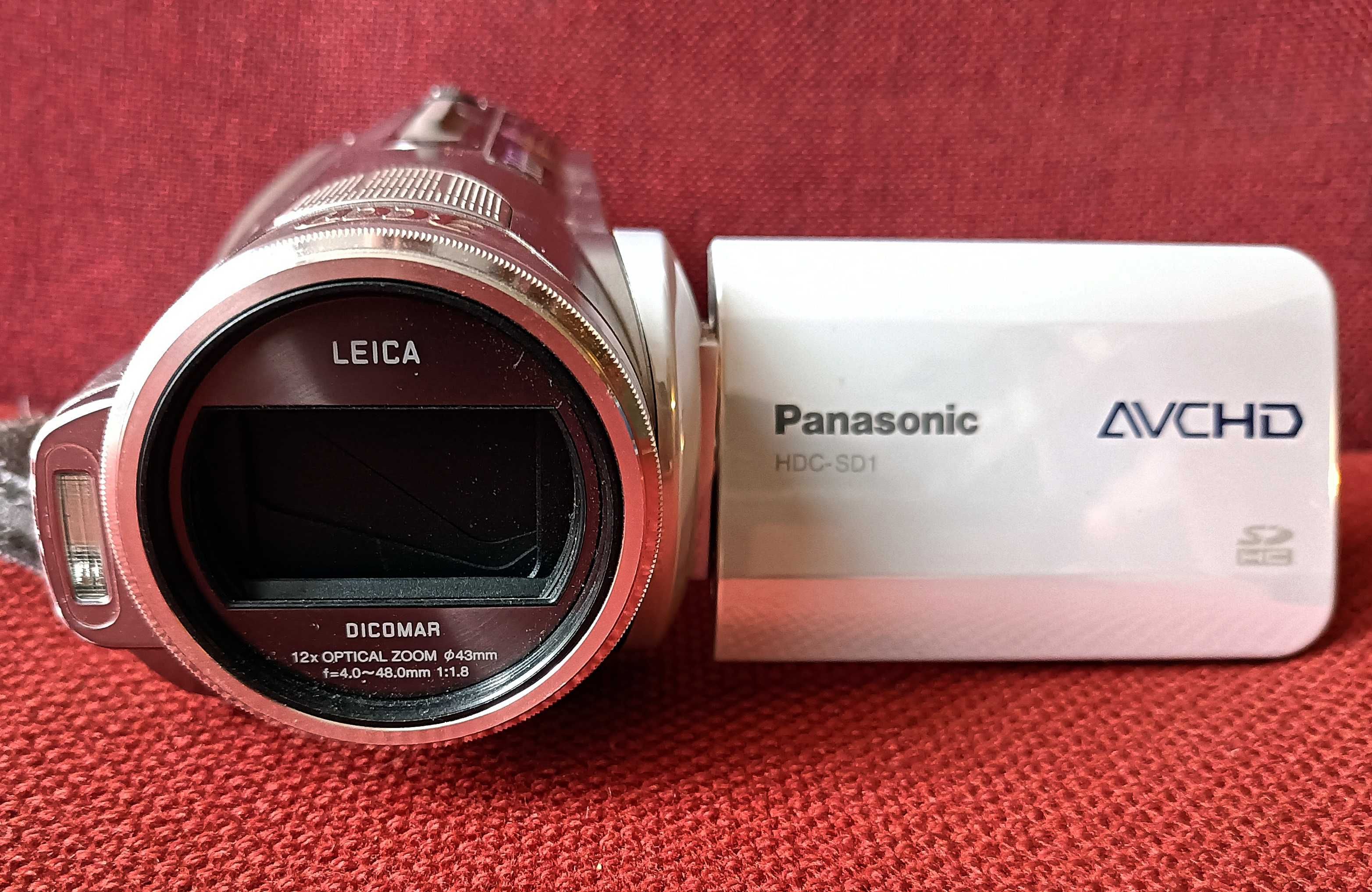 Продавам Panasonic HDC-SD1 AVCHD 3CCD SD/SDHC