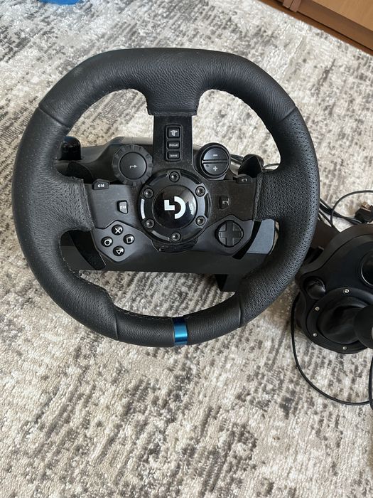 Игровой гоночный руль Logitech