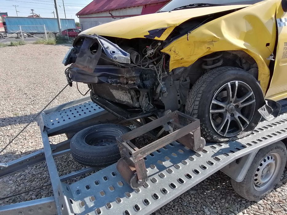 Tractări auto 24/24