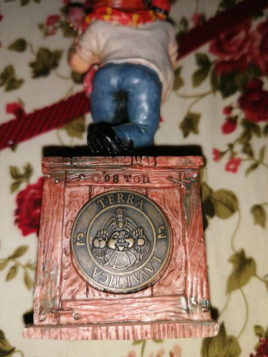 Statueta terra lavartica