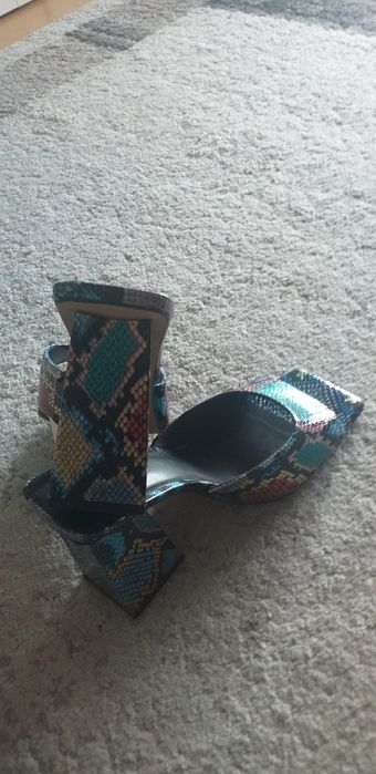 Papuci dama masura 42(noi)