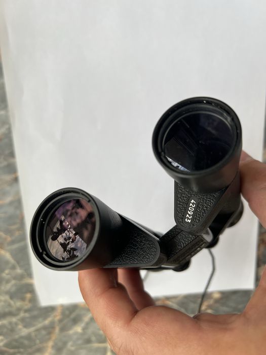 Binoclu zeiss 10x25B