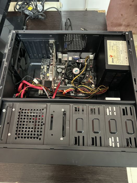 Продается 2 компьютеры комплект