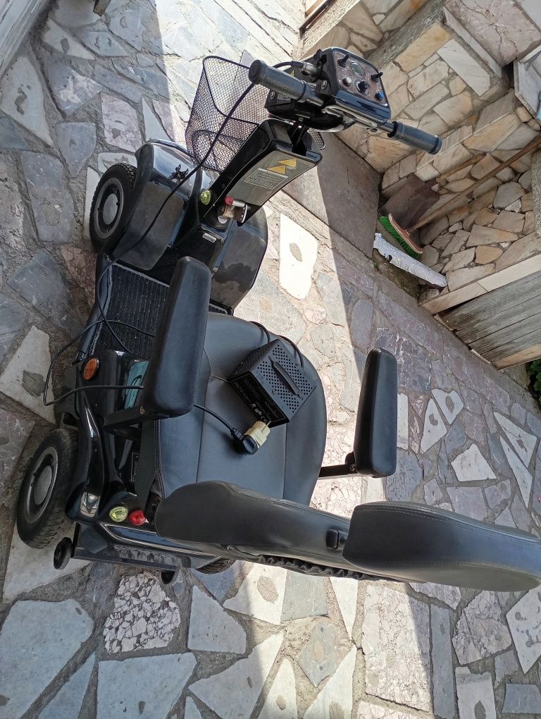 Електроника инвалидна количка