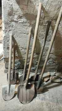 Советские лопаты, тяпки, грабли