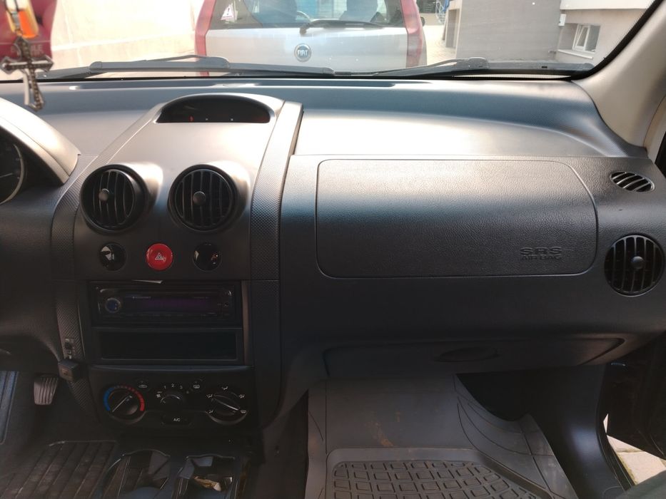 Шевролет 
Топ състояние. С регистрация - област Варна 
1.2 - 73кс - Бе