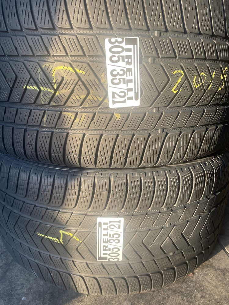 305 /35/21 Pirelli