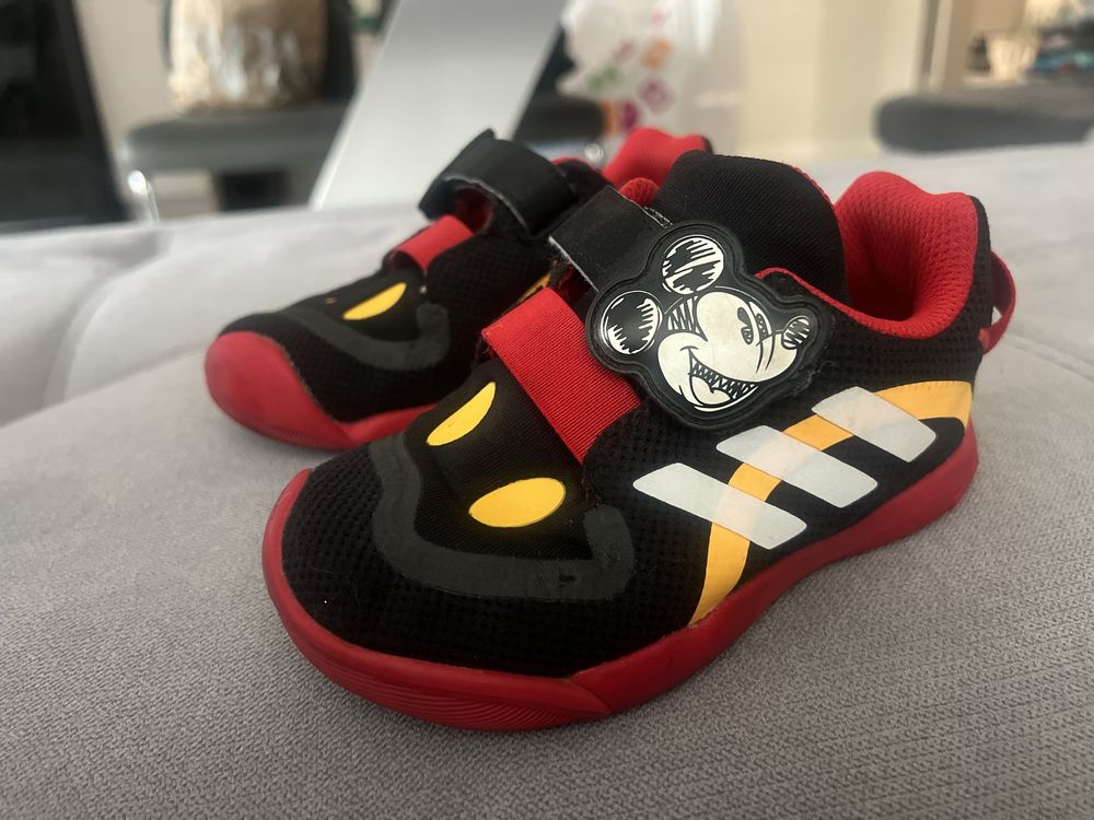 Детски маратонки adidas Disney