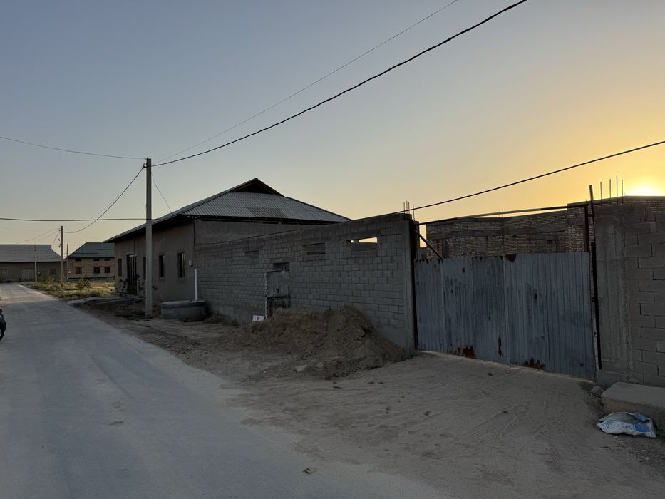 Hovli Sotiladi Qavali Mahhalasi Eriell Baza Oldi