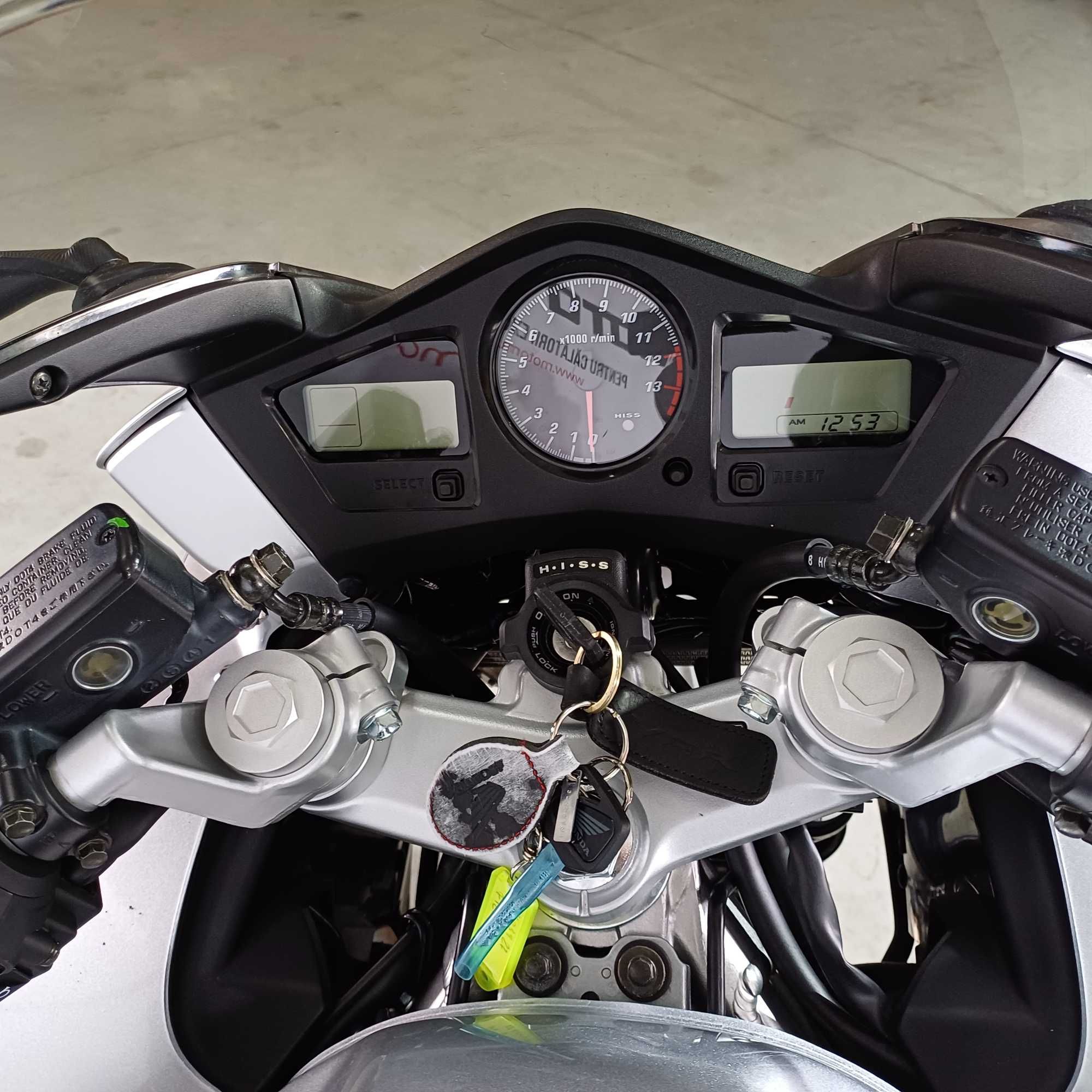 Motocicleta Honda VFR 800F V-Tec ABS | H00339 | motomus.ro