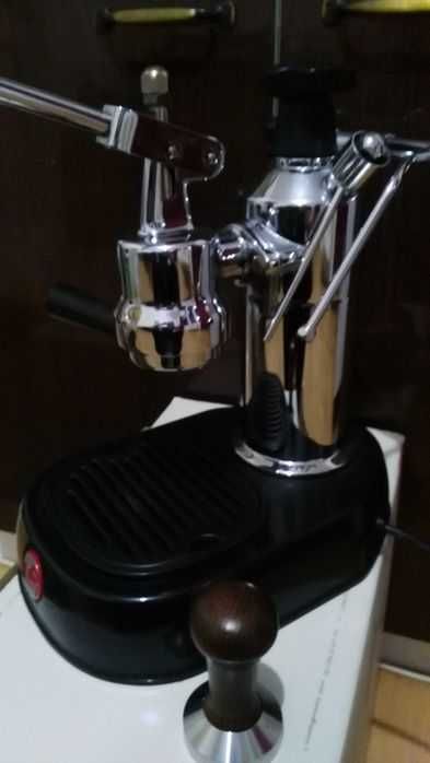 Espressor La Pavoni Europiccola Base Nera Expresor Expressor Espresor