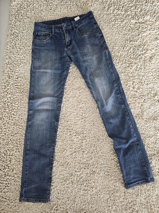 Продам джинсы на мальчика