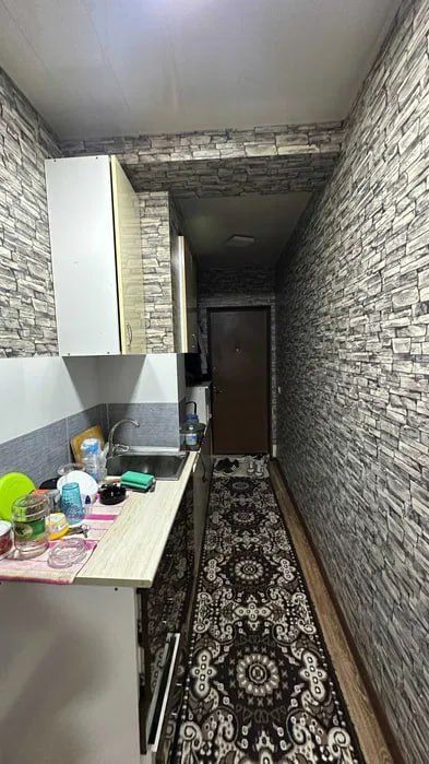 1/2/9. 1 ком. квартира, 21 м². Бывшее общежитие. Сергели 3. Метро 300м