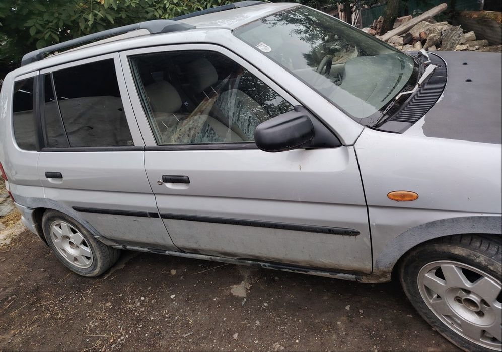 Vand Mazda Demio 2002 cu GPL