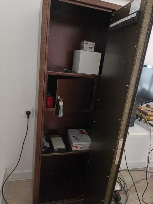 Сейф высота 1,30