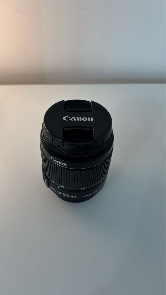Aparat foto DSLR canon EOS 2000D, 24.1 Mp + obiectiv EF-S 18-55mm