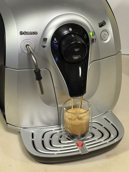 Кафемашина кафе автомат Saeco Xsmall с гаранция