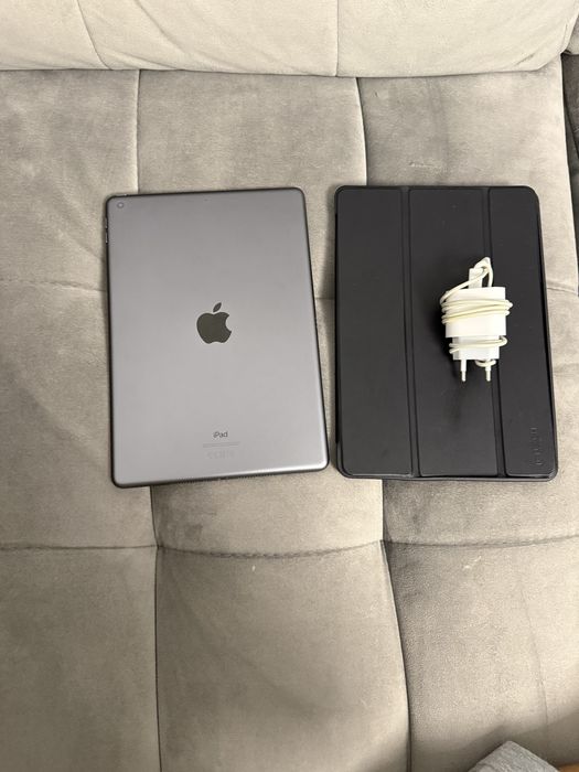 Vand ipad 8 , 32g (2021) 10/10