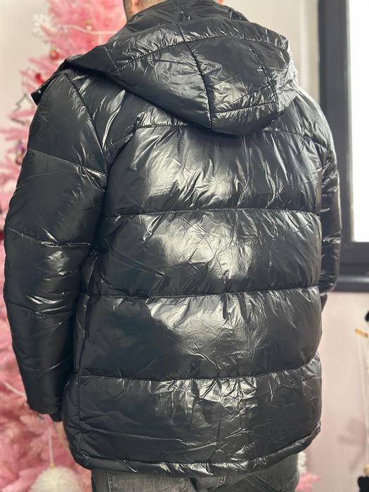 Geaca Moncler cu puf ( in stoc )