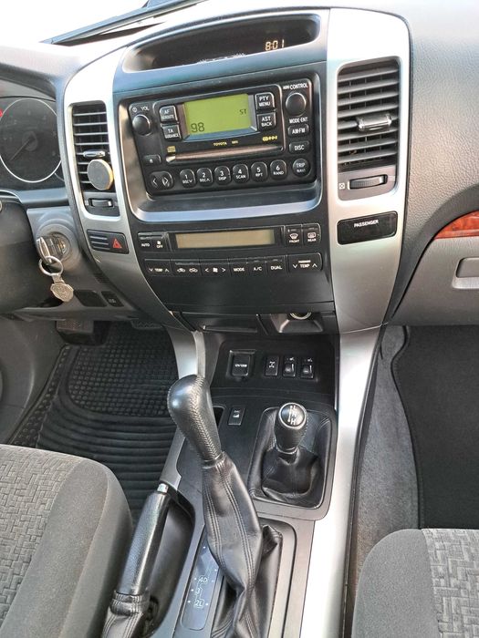 Vand/Schimb Toyota Land Cruiser,3.0d 166 cp ,automata, stare excelenta