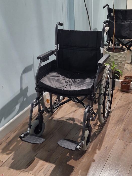 Инвалидная коляска