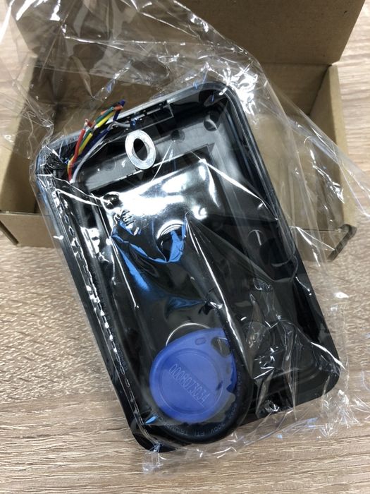 RFID карточетец 125KHz 13.56MHz