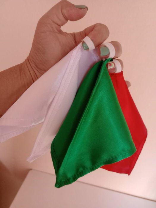 Българското знаме трикольор пола панталон диадема кърпи