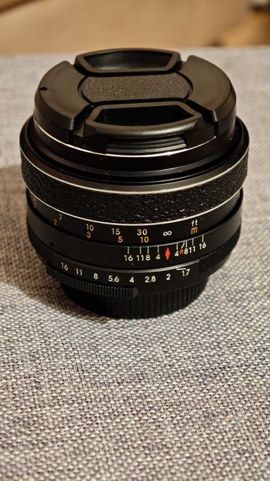 Obiectiv Revuenon 55 mm f/1.7 montura M42