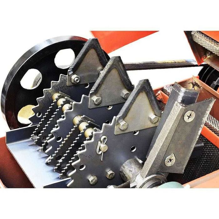 Tocator furaje 400-24 motor benzina NOU Garanție 24 luni