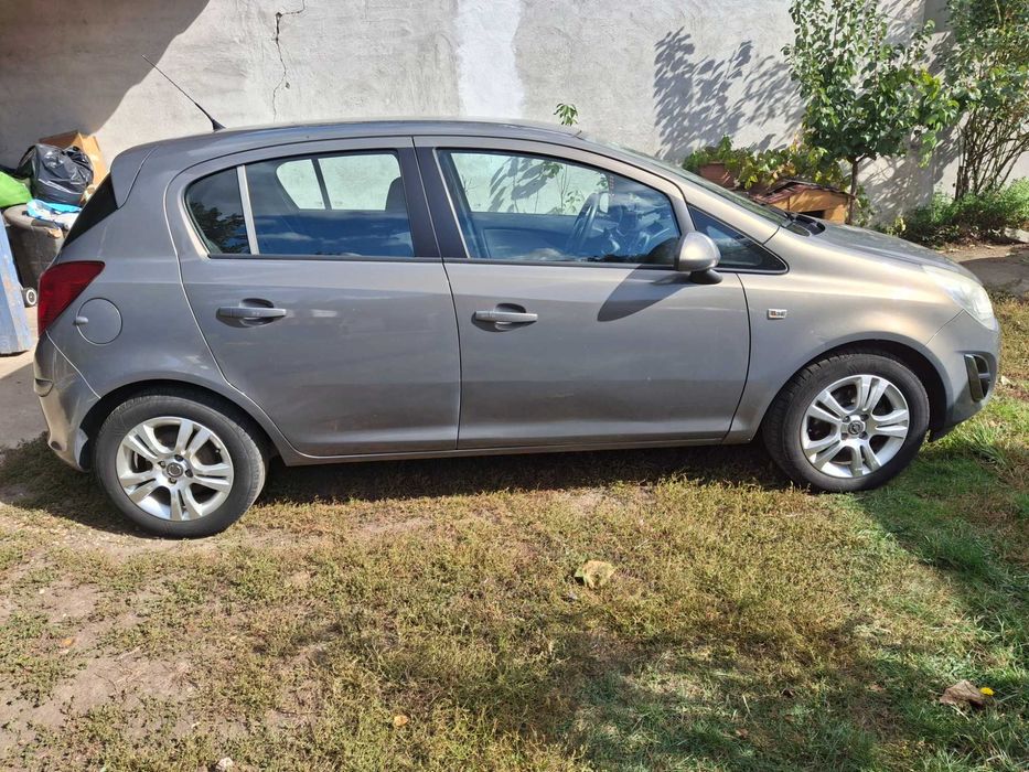 Autoturism Opel Corsa automat