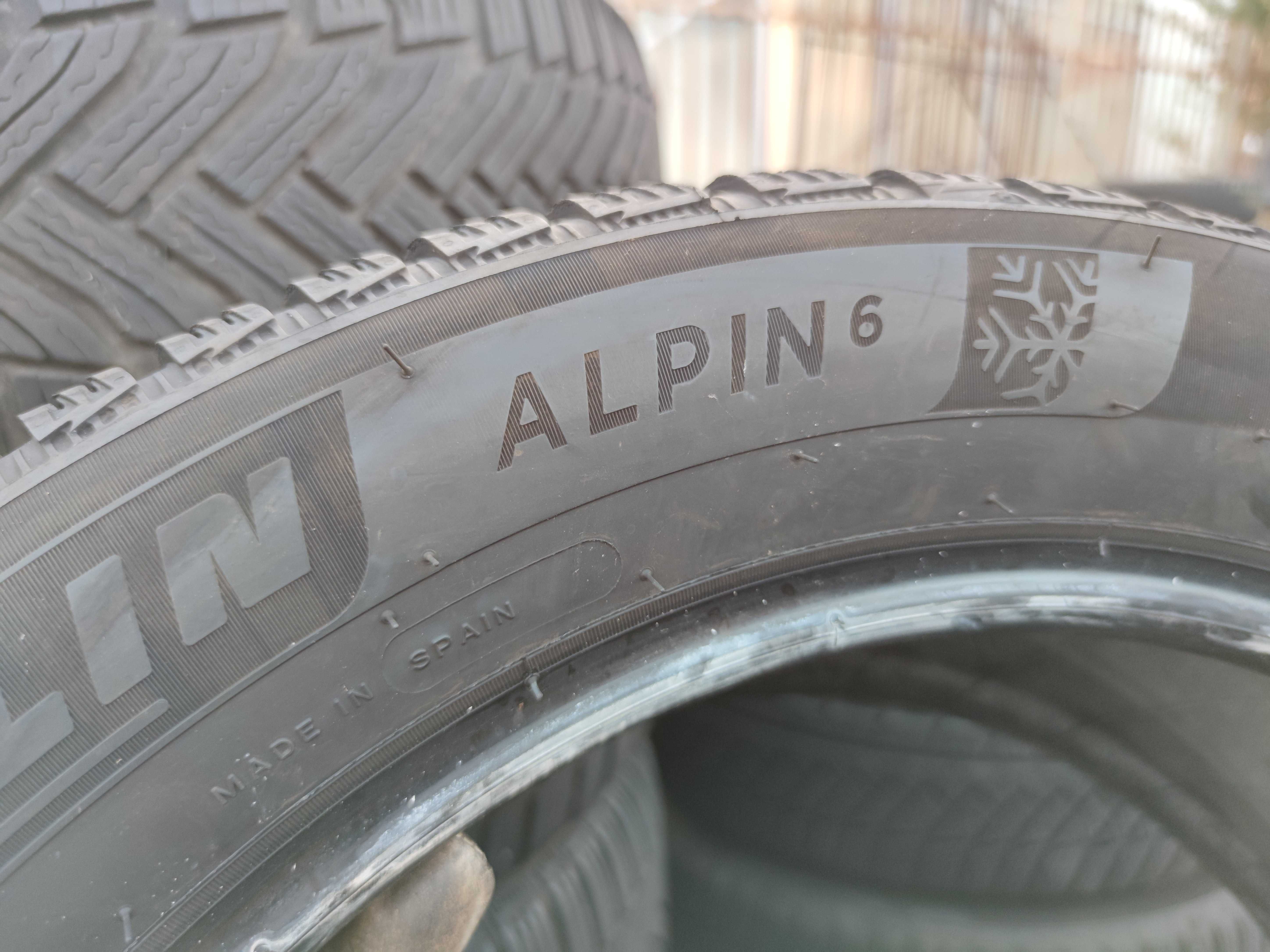 4бр Зимни Гуми 205 55 17 - Michelin - DOT 2022
