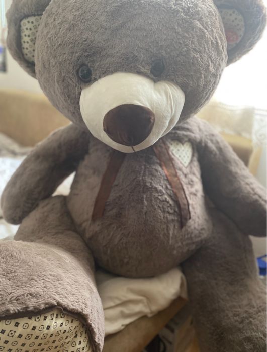 Продавам плюшено мече - 130см