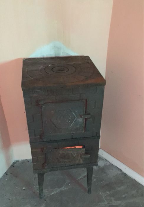 Буржуйка чугунная
