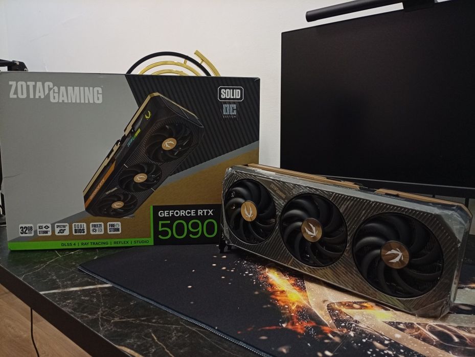 Продаю RTX 5090 Zotac Gaming
