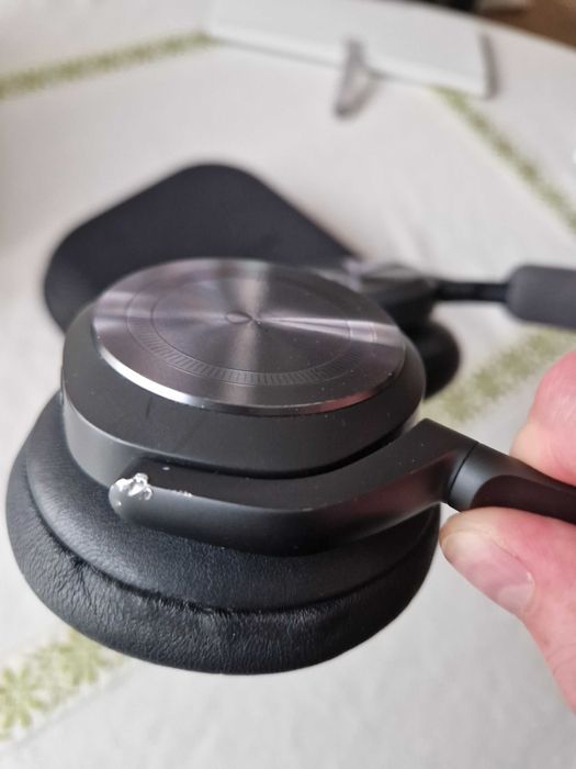 шумопотискащи слушалки bang & olufsen beoplay hx