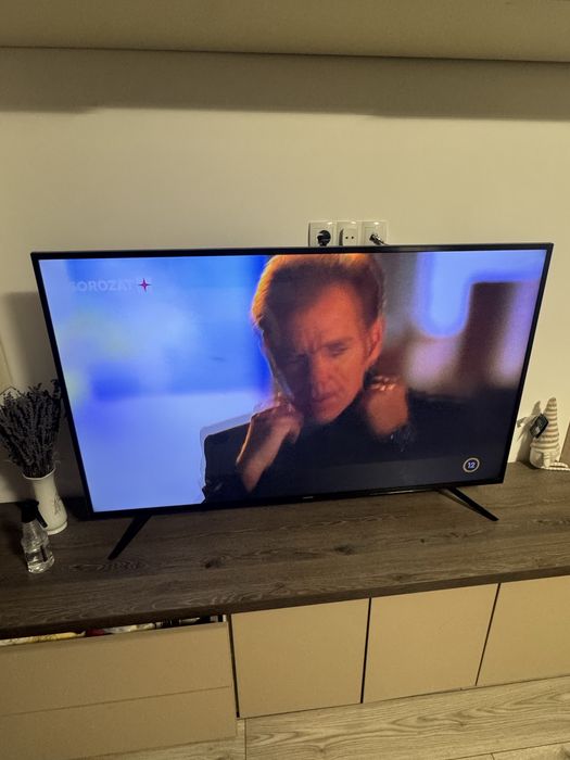 Vand televizor smart  samsung