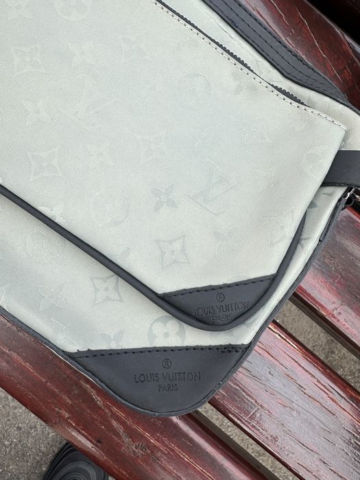 Borseta Louis Vuitton Trio Messenger