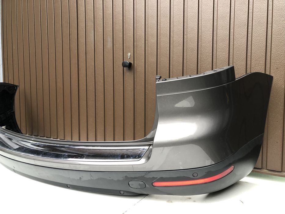 Bara spate VW TOUAREG 7L FACELIFT  cu senzori cod culoare LR7P