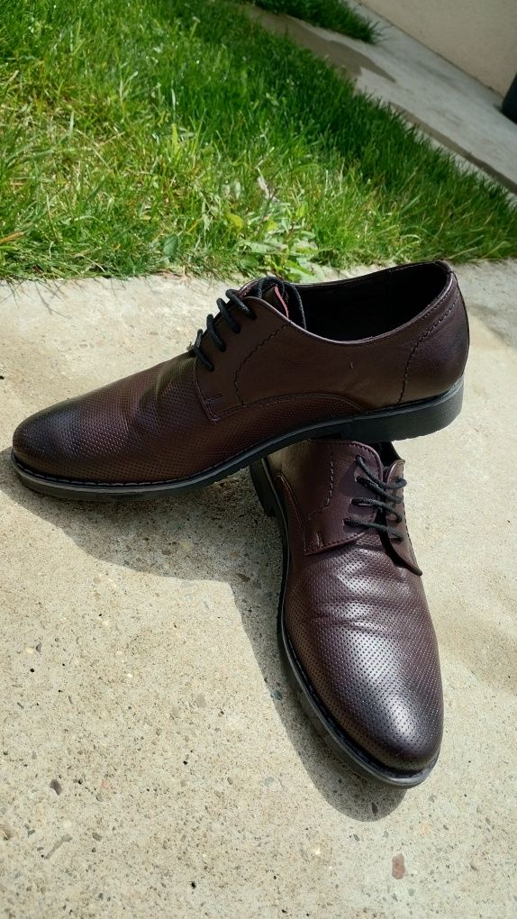 Pantofi piele de gala
