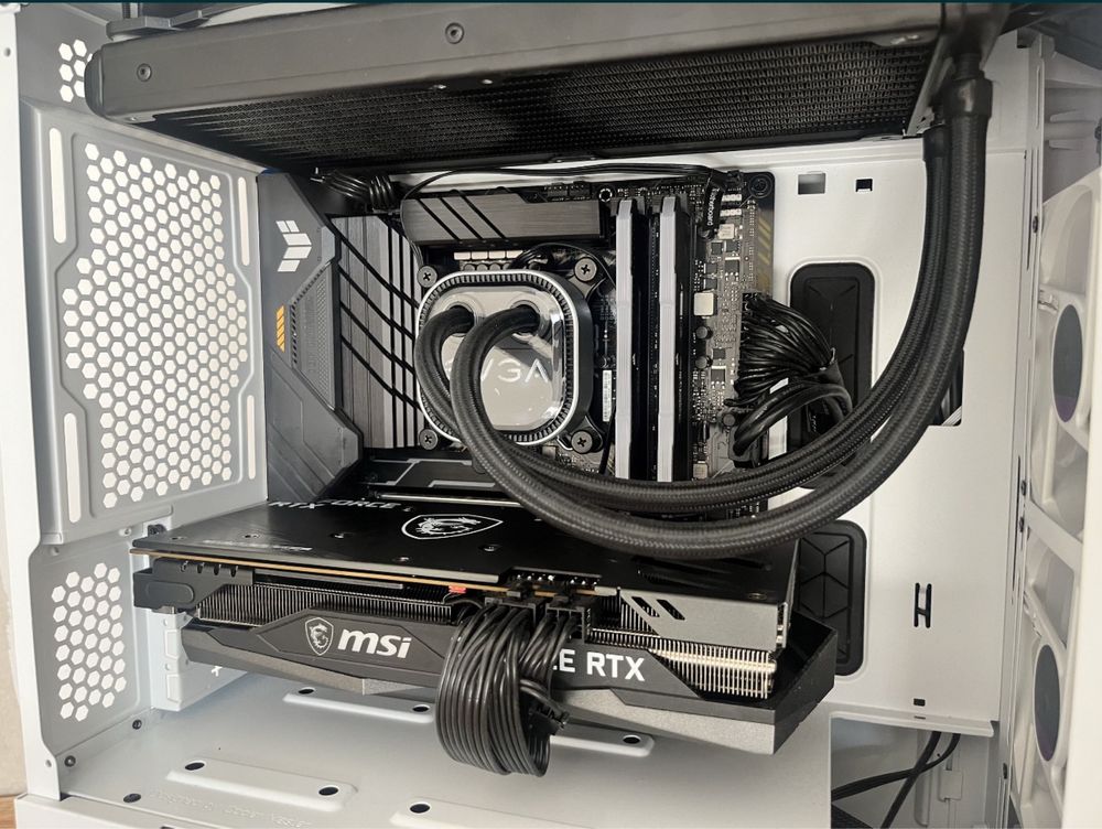 Компютър Rtx3060/I7 12700k/32gb/1Tb