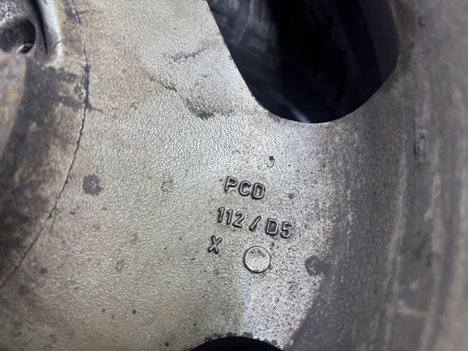 Jante Mercedes R15 cu Anvelope de Iarna