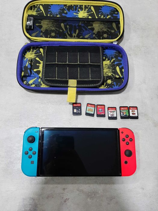 Nintendo Switch OLED  Пълен Комплект