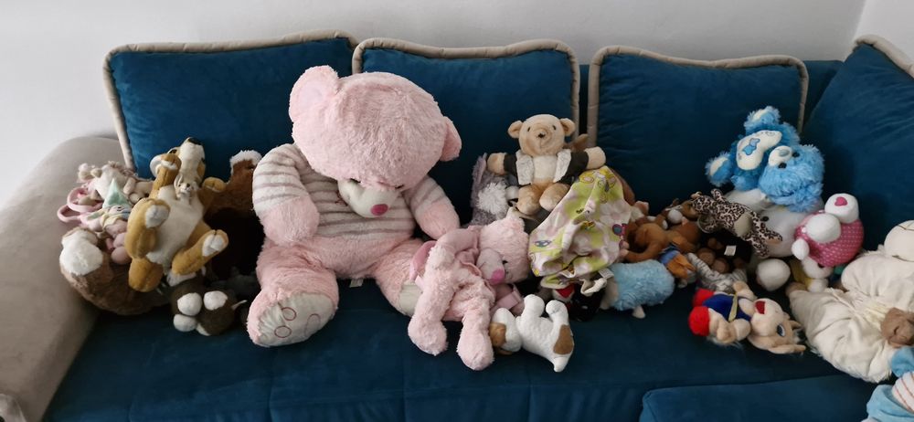 Jucari plusuri și multe altele