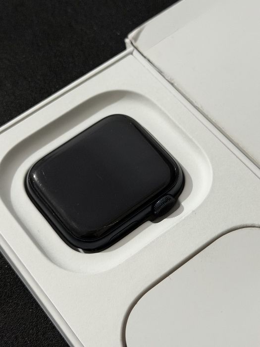Vand Apple Watch SE Gen 2 2024