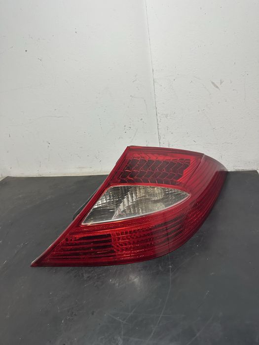Stop stanga spate Mercedes CLS W219 Stop dreapta spate Mercedes CLS