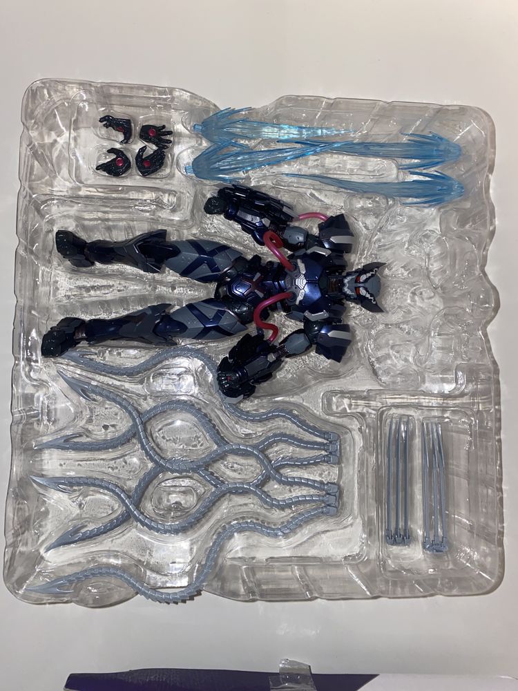 Vand figurina SH Figuarts Wolverine Symbiote Tech-On Avengers